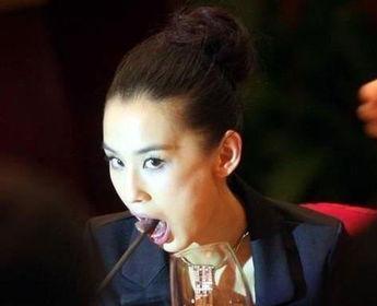 明星网红吃饼干是谁,谁将成为零食王者？