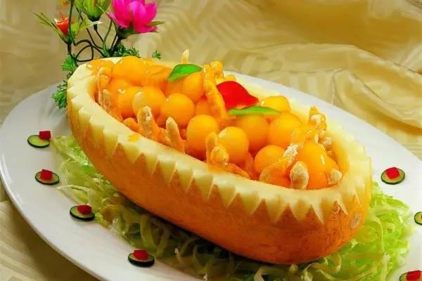 今日头条黄金蜜瓜,夏日里的甜蜜诱惑，尽享瓜果盛宴