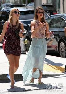 欧美明星网红穿搭图集,时尚风向标揭秘