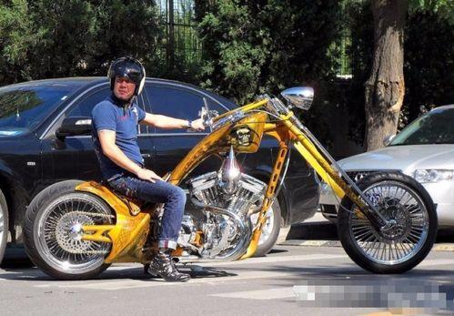 明星网红借摩托车,明星借摩托潮玩瞬间