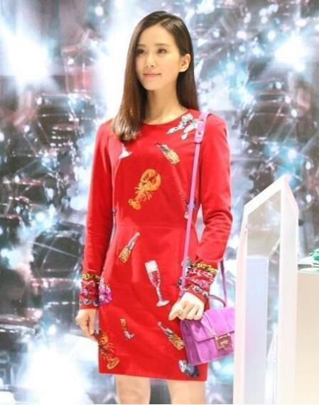 女明星网红裙子图片大全,女明星网红裙子穿搭大盘点