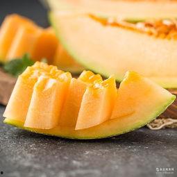 2024新疆哈密瓜今日价格行情,品质佳、价格稳，市场反响热烈”