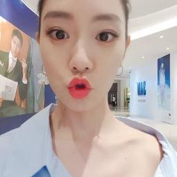 明星网红大胆晒身材图片,明星网红引领健康自信新风尚